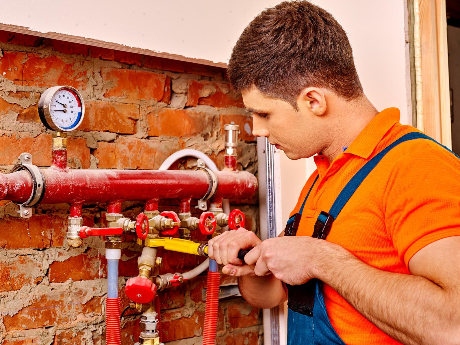 installation chauffe eau Istres